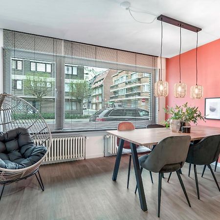 Ruim, Rustgevend Glv App Met Warme Kleuraccenten Middelkerke Luaran gambar
